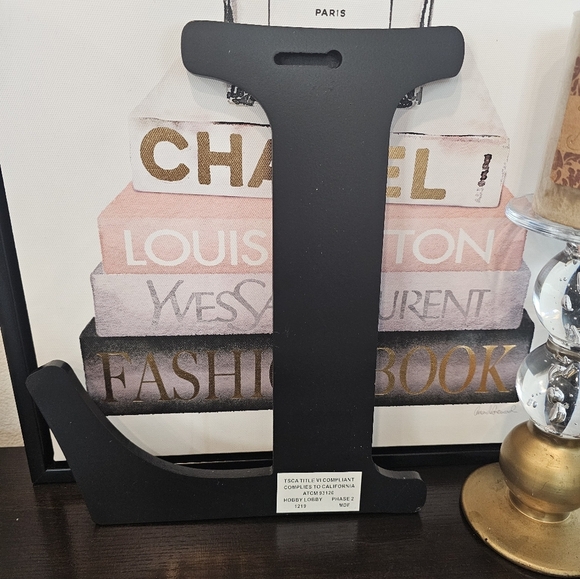 Black Decorative Letter Accent L - Picture 2 of 3